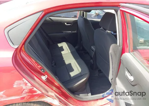 2020 Kia Rio S z USA, uszkodzony, nr VIN 3KPA24AD5LE330820